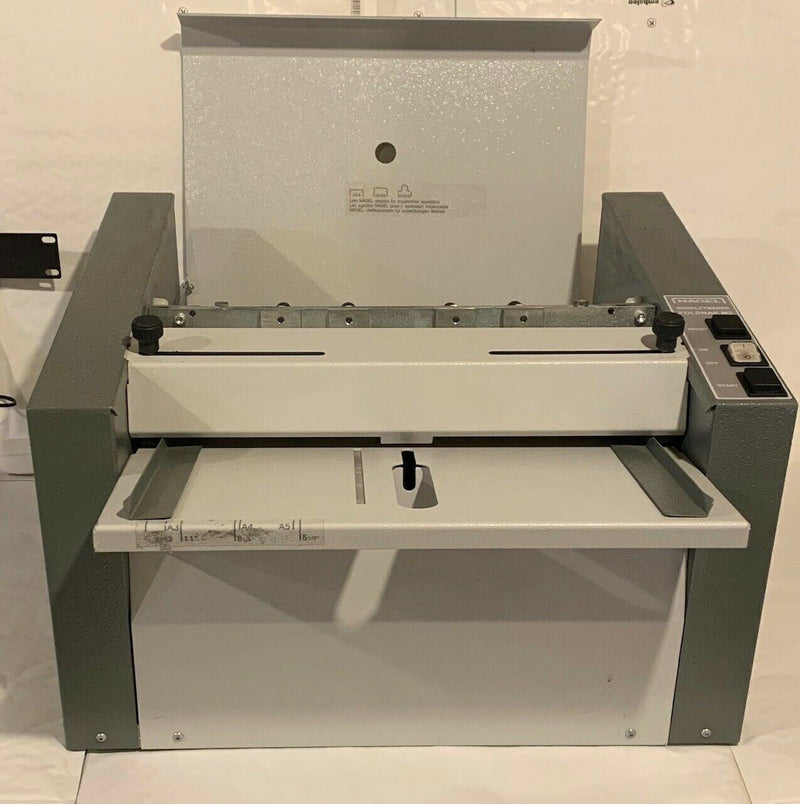 AGRAFEUSE-PLIEUSE  NAGEL FOLDNAK M2 BOOKLETMAKER P/N 2251000  NAGEL   